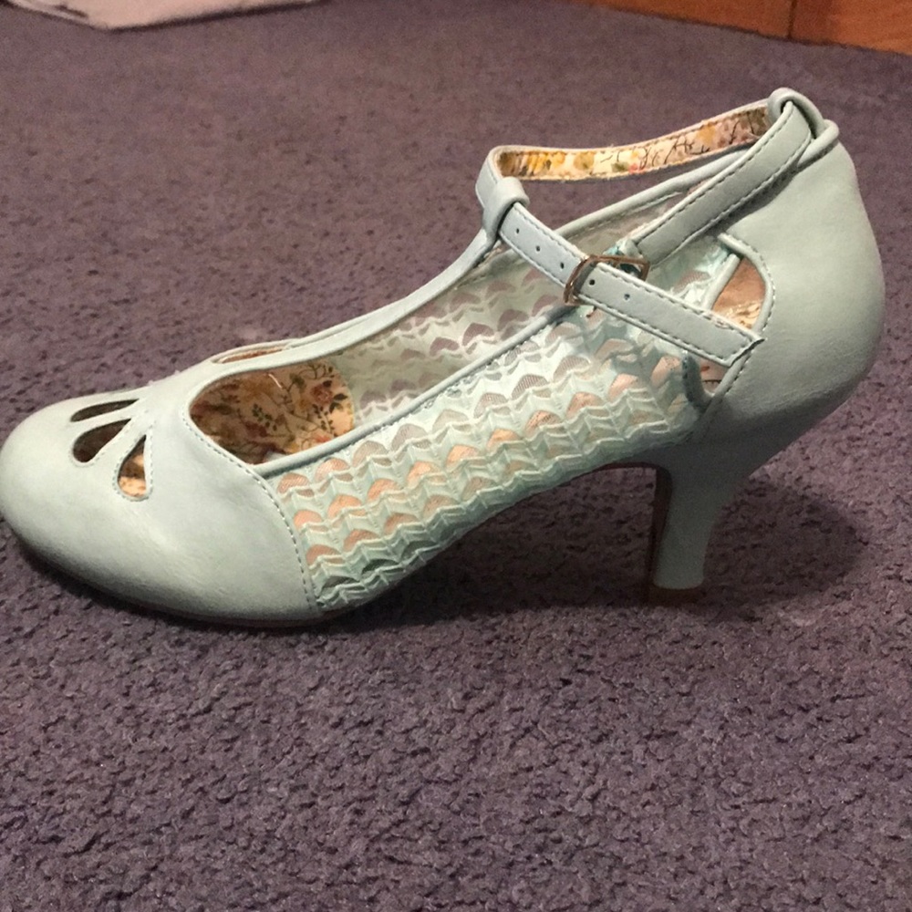 Bettie Page by Ellie light blue heels
